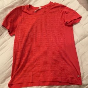 Lululemon mesh sport top